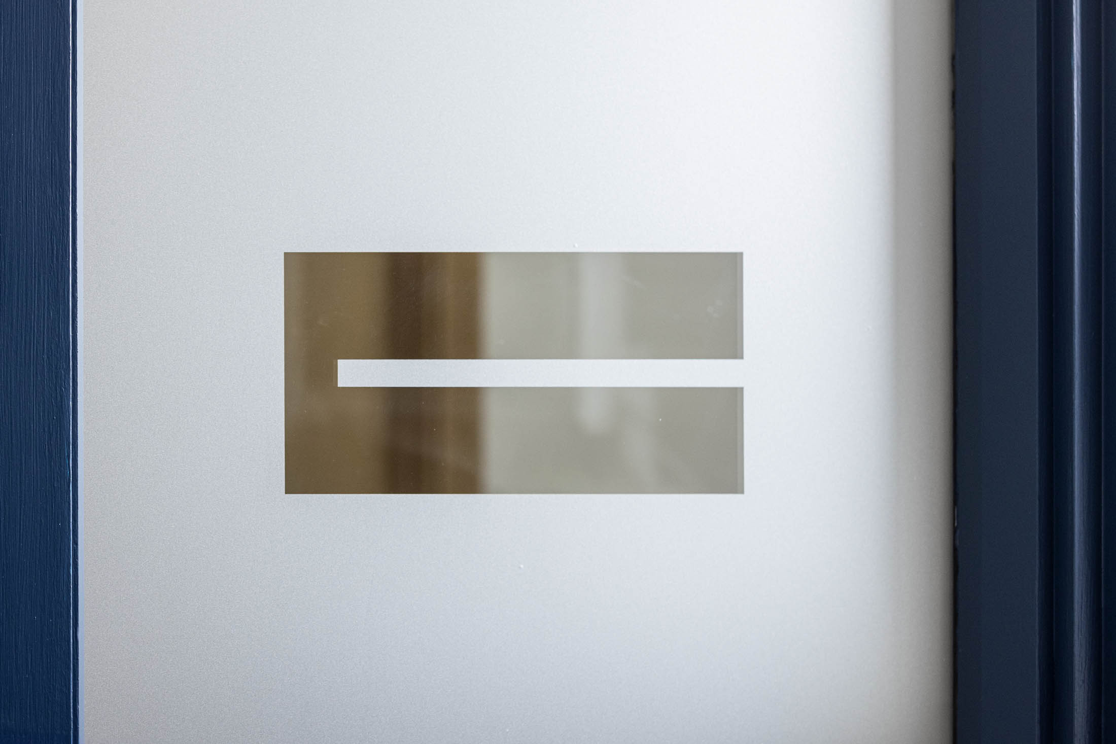 Feature wall lighting detail